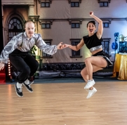 Apollo Swing Nils & Bianca
