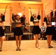 Evelyne - Apollo Swing